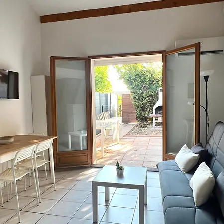 Ideal Pour Vos A Holiday home Aigues-Mortes